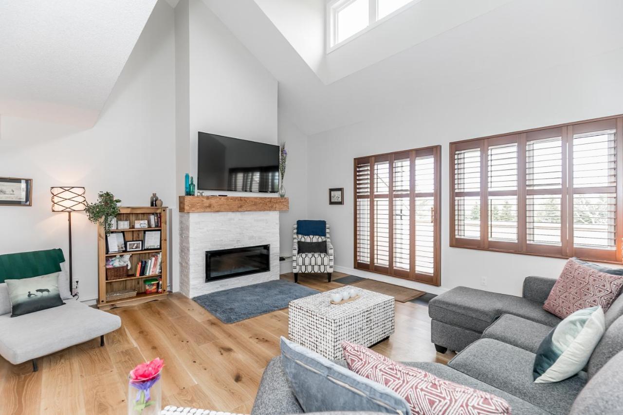 Stunning Townhouse - 3 Bdrm Blue Mountain Village Sauna! Blue Mountains Exterior photo