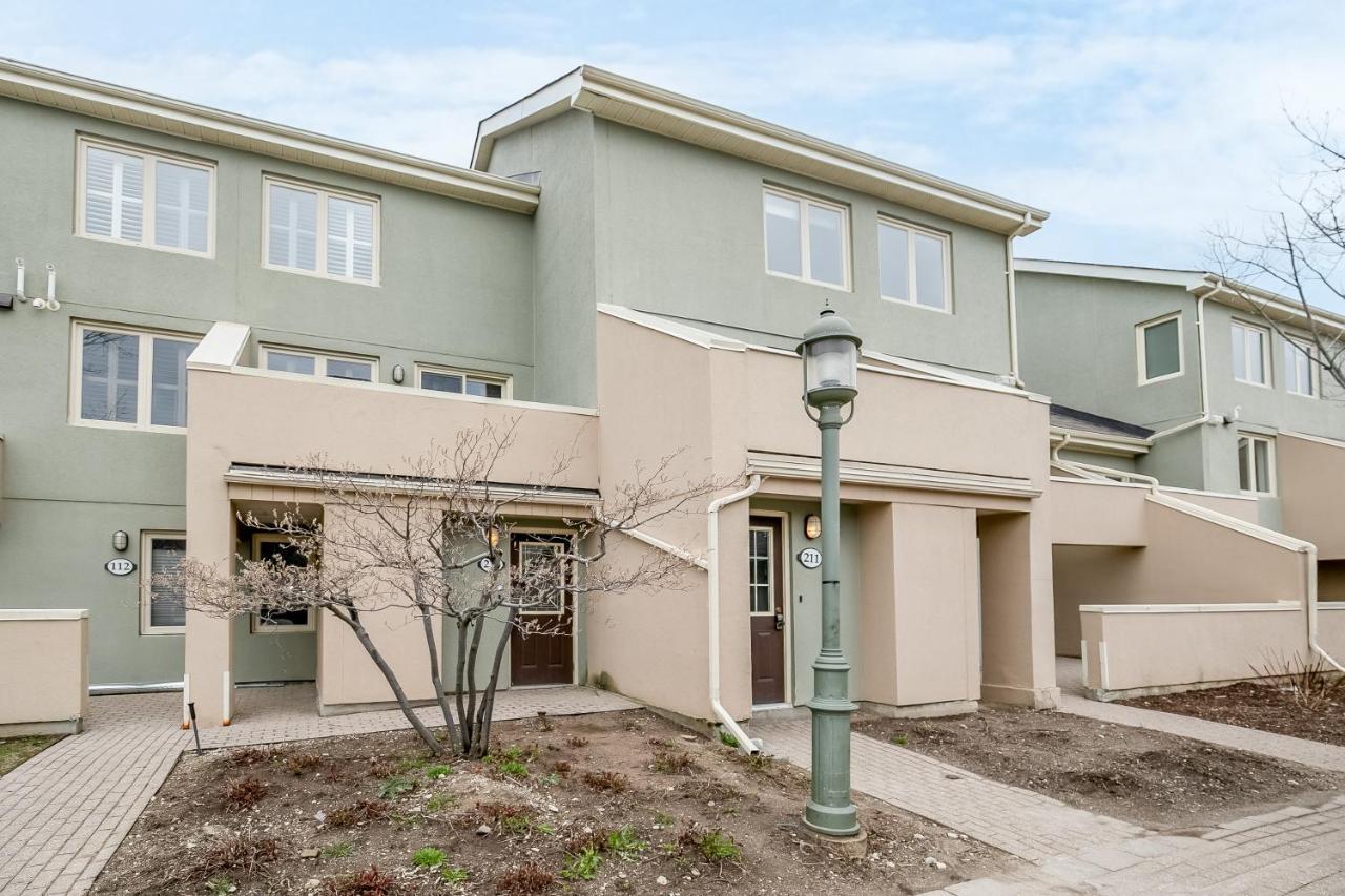 Stunning Townhouse - 3 Bdrm Blue Mountain Village Sauna! Blue Mountains Exterior photo