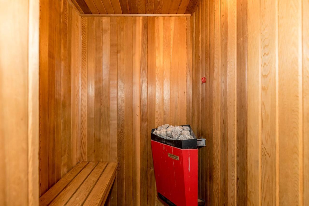 Stunning Townhouse - 3 Bdrm Blue Mountain Village Sauna! Blue Mountains Exterior photo