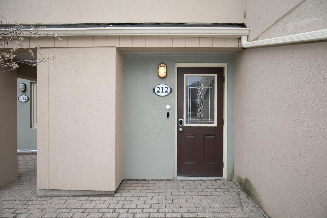 Stunning Townhouse - 3 Bdrm Blue Mountain Village Sauna! Blue Mountains Exterior photo