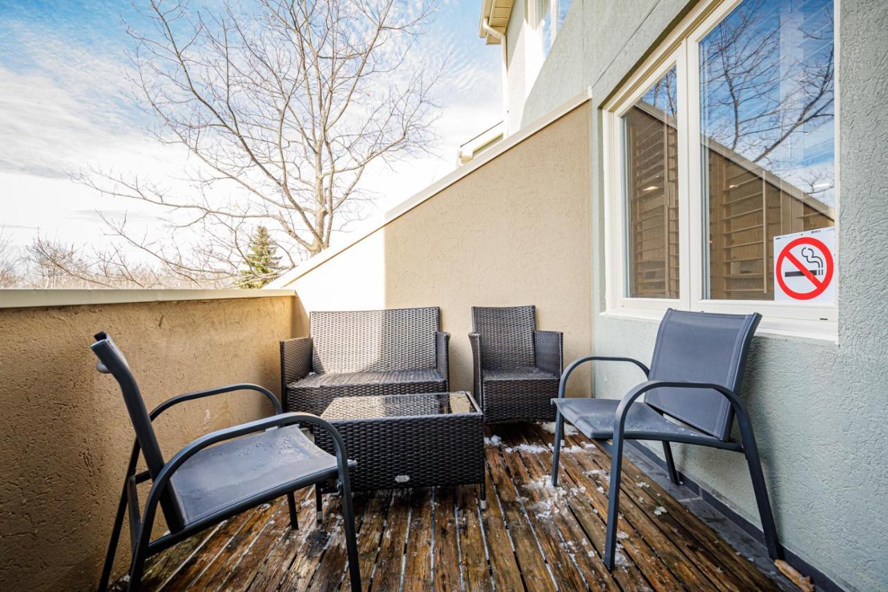 Stunning Townhouse - 3 Bdrm Blue Mountain Village Sauna! Blue Mountains Exterior photo